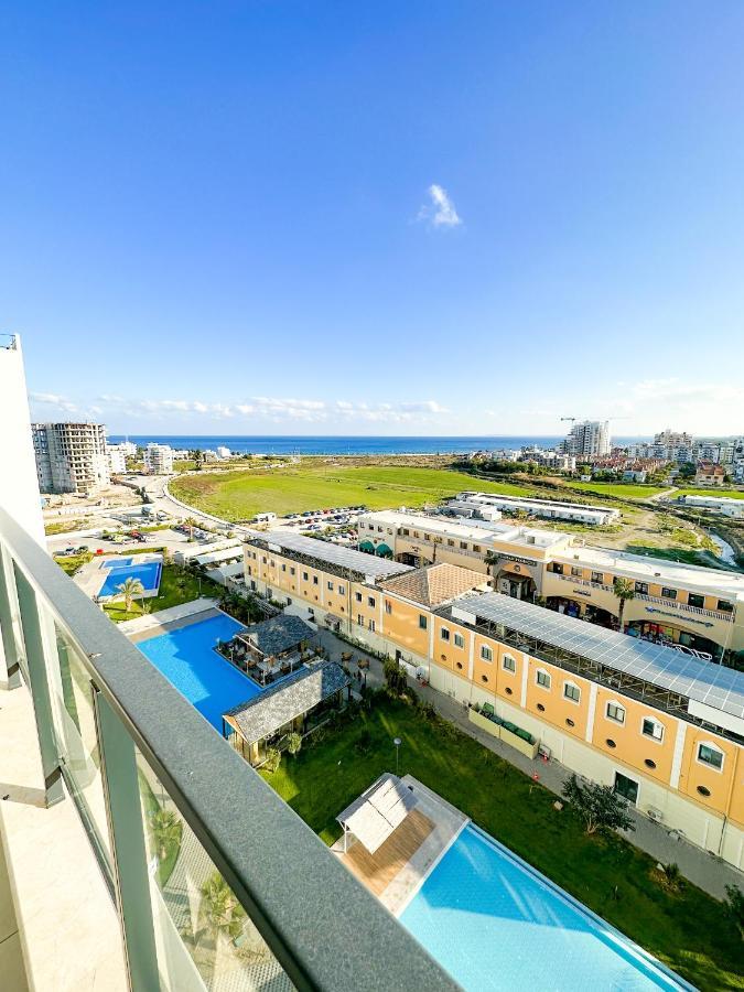 Luxury Sea View Two Bedroom Apartment In Caesar Resort & Spa, Long Beach Perivolia tou Trikomou Exterior photo
